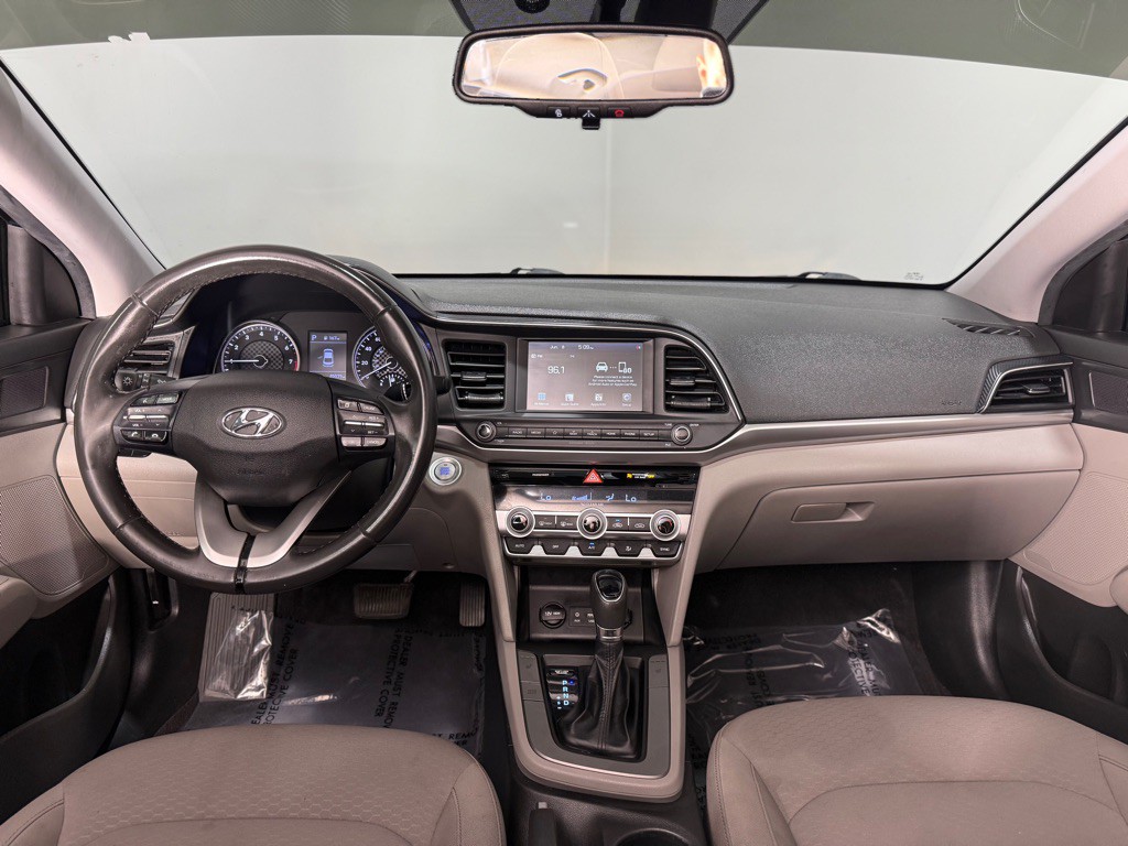 2020 Hyundai Elantra Image 13