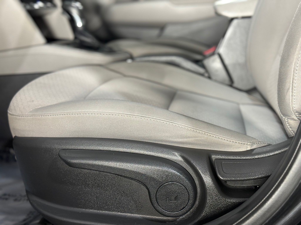 2020 Hyundai Elantra Image 26