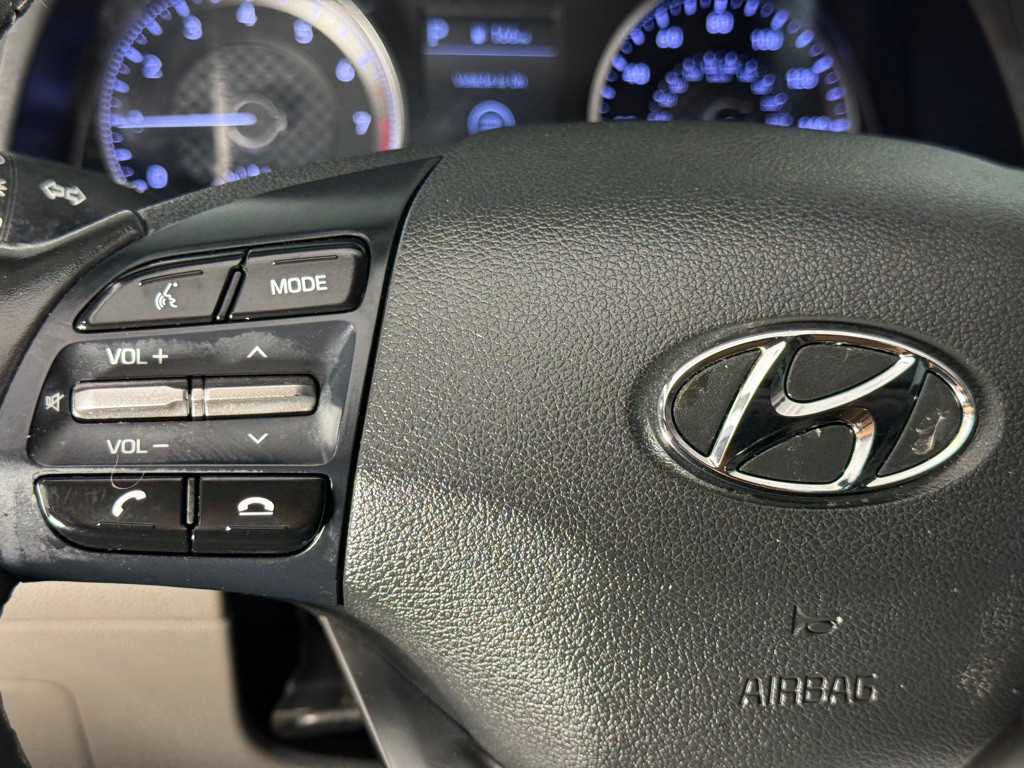 2020 Hyundai Elantra Image 29