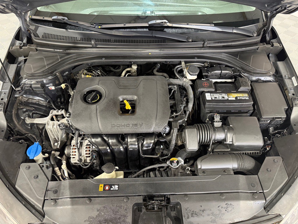 2020 Hyundai Elantra Image 39