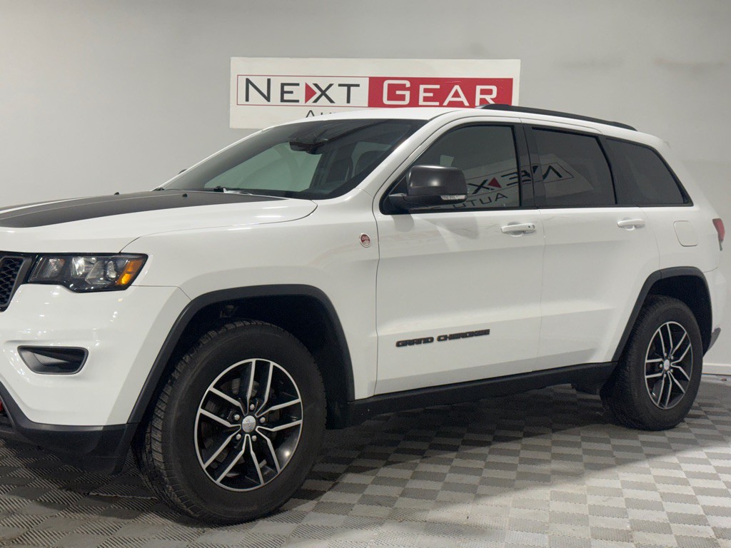 2017 Jeep Grand Cherokee Image 5