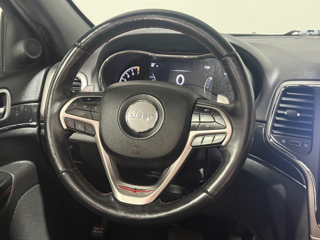 2017 Jeep Grand Cherokee Image 14