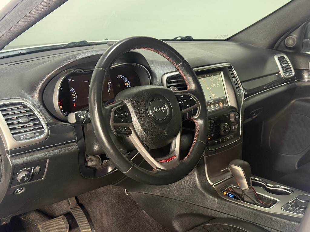 2017 Jeep Grand Cherokee Image 31