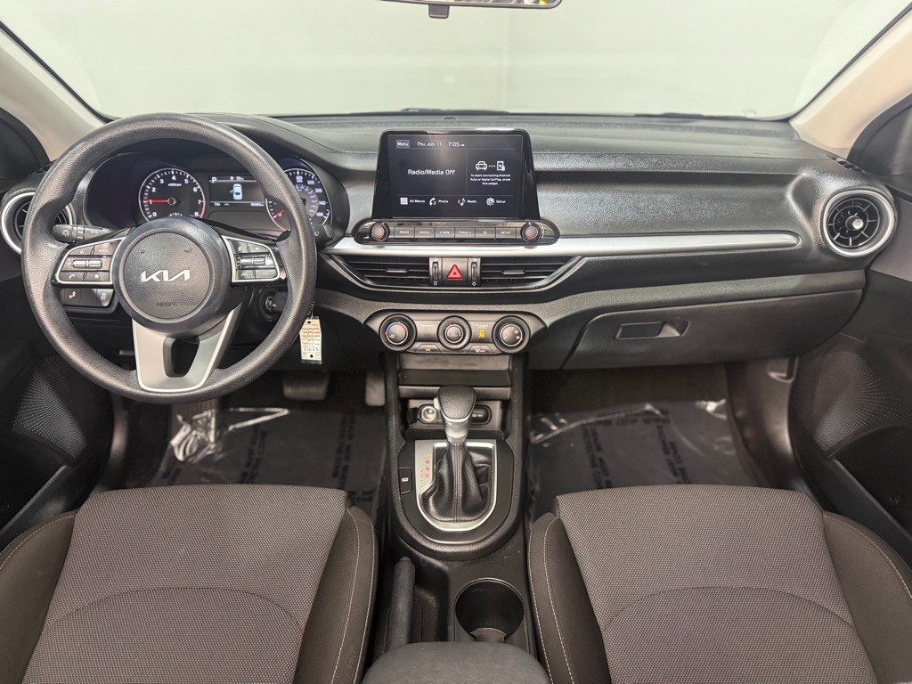 2023 Kia Forte Image 13