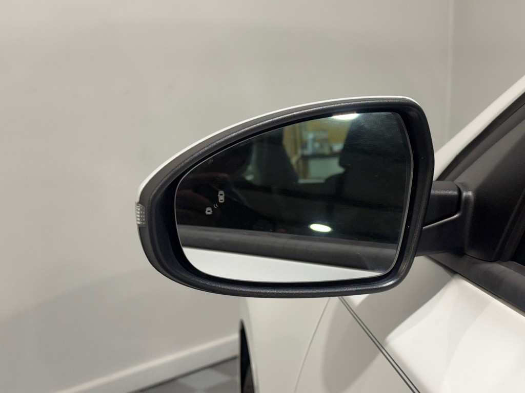 2023 Kia Forte Image 22