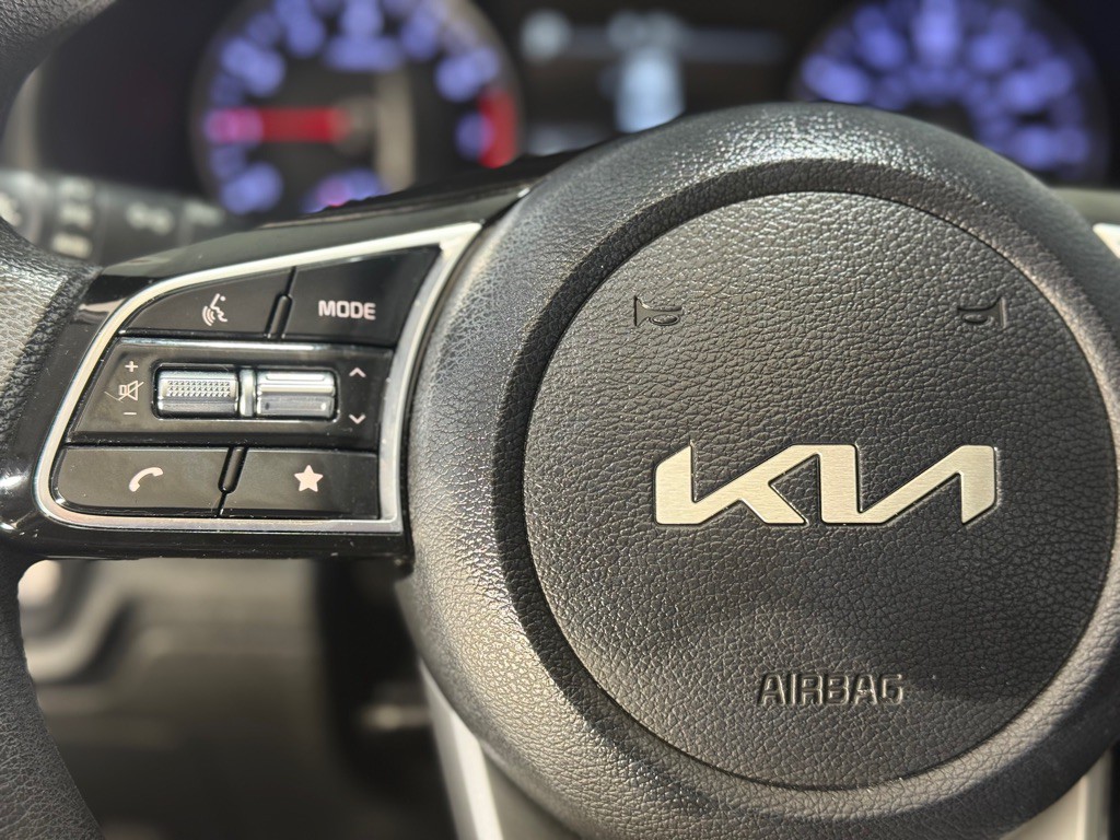 2023 Kia Forte Image 28