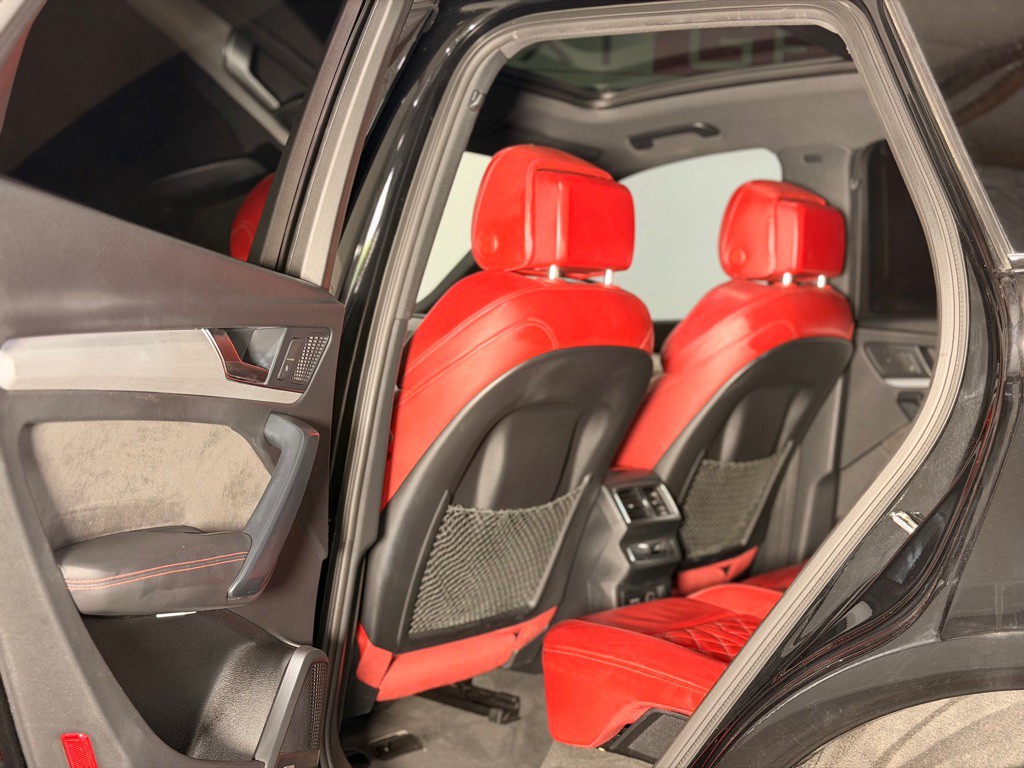 2019 Audi Q5 Image 11