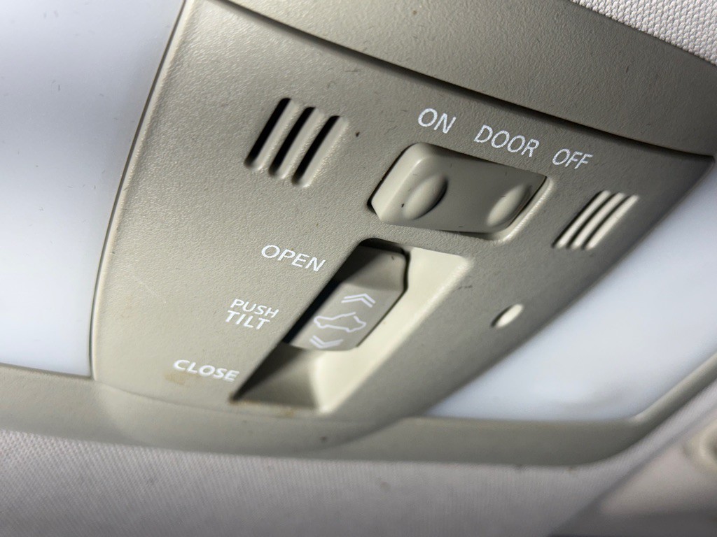 2009 Nissan Maxima Image 37