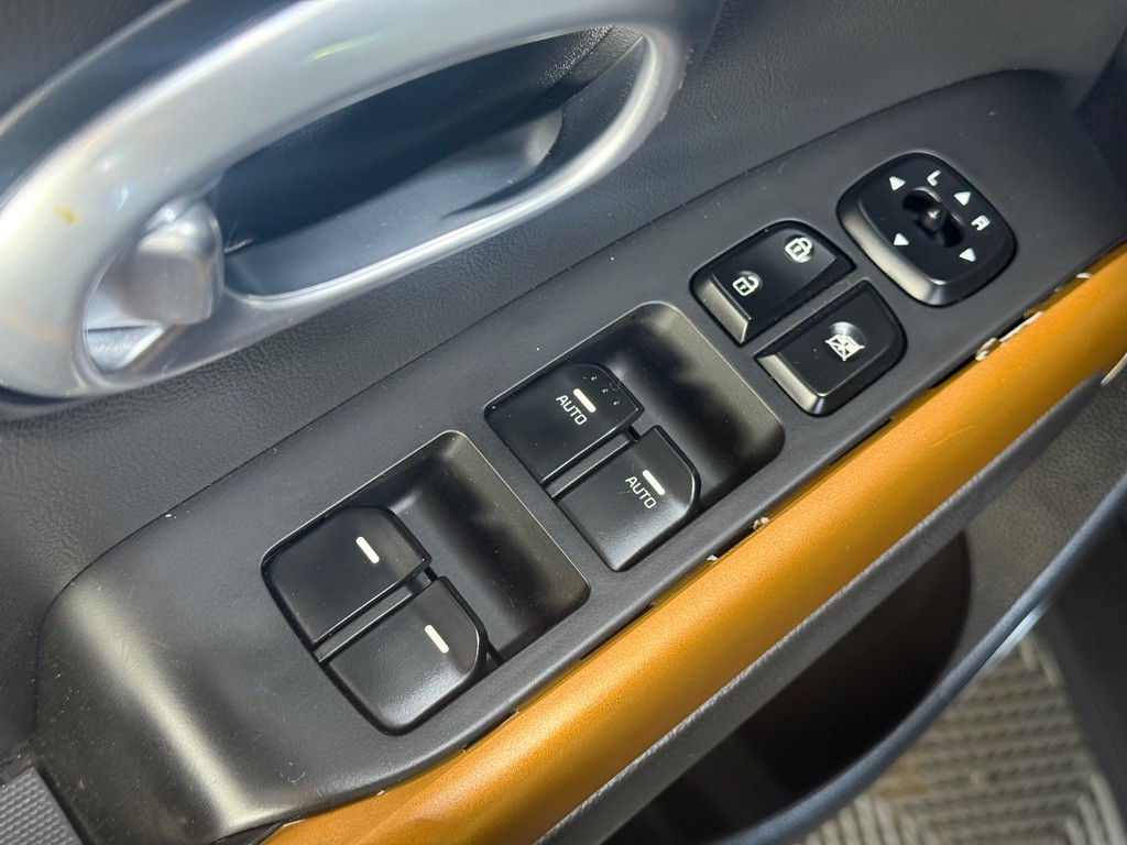 2016 Kia Soul Image 37