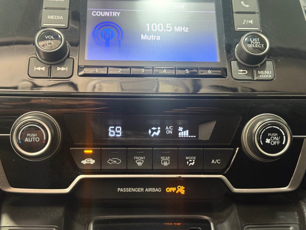 2018 Honda CR-V Image 17