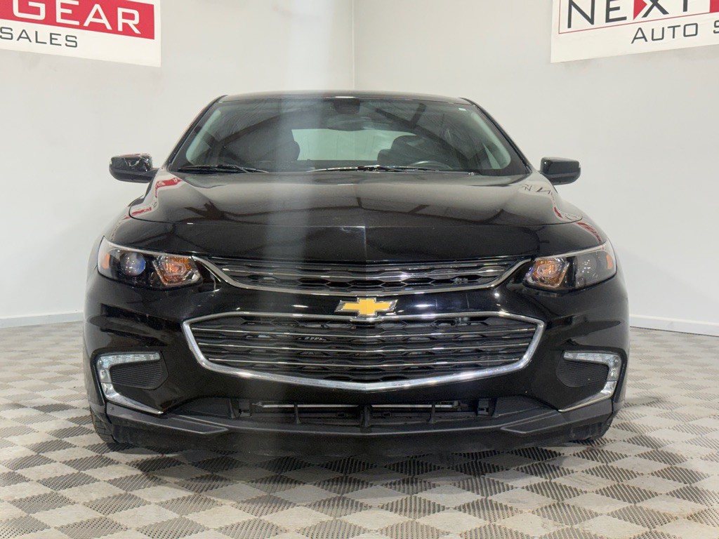 2017 Chevrolet Malibu Image 4