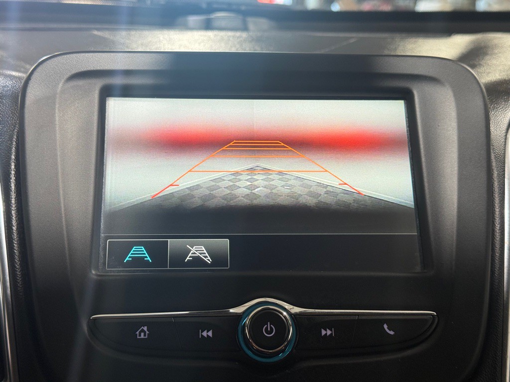 2017 Chevrolet Malibu Image 20