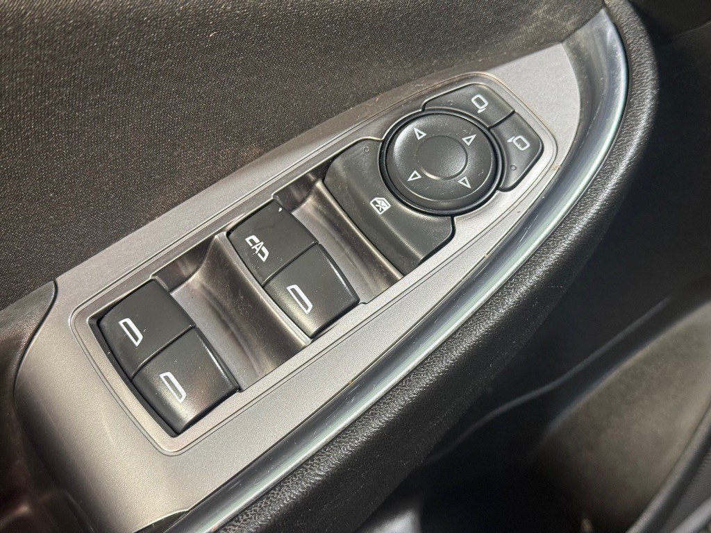2017 Chevrolet Malibu Image 28