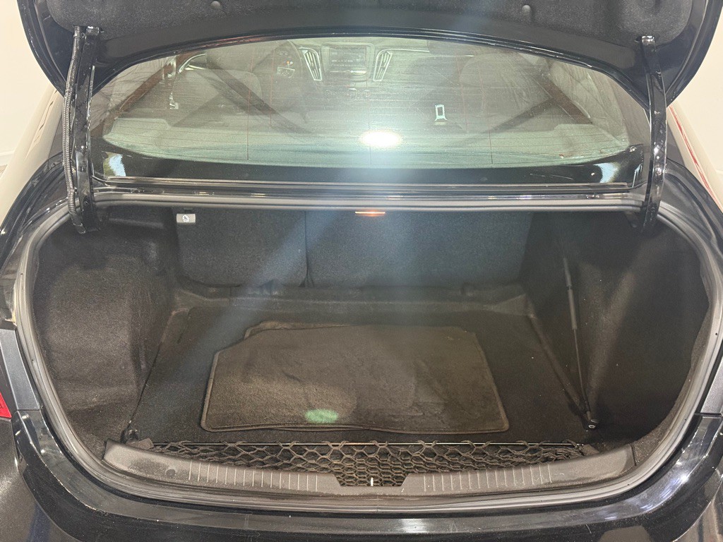 2017 Chevrolet Malibu Image 32