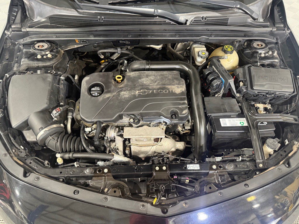 2017 Chevrolet Malibu Image 34