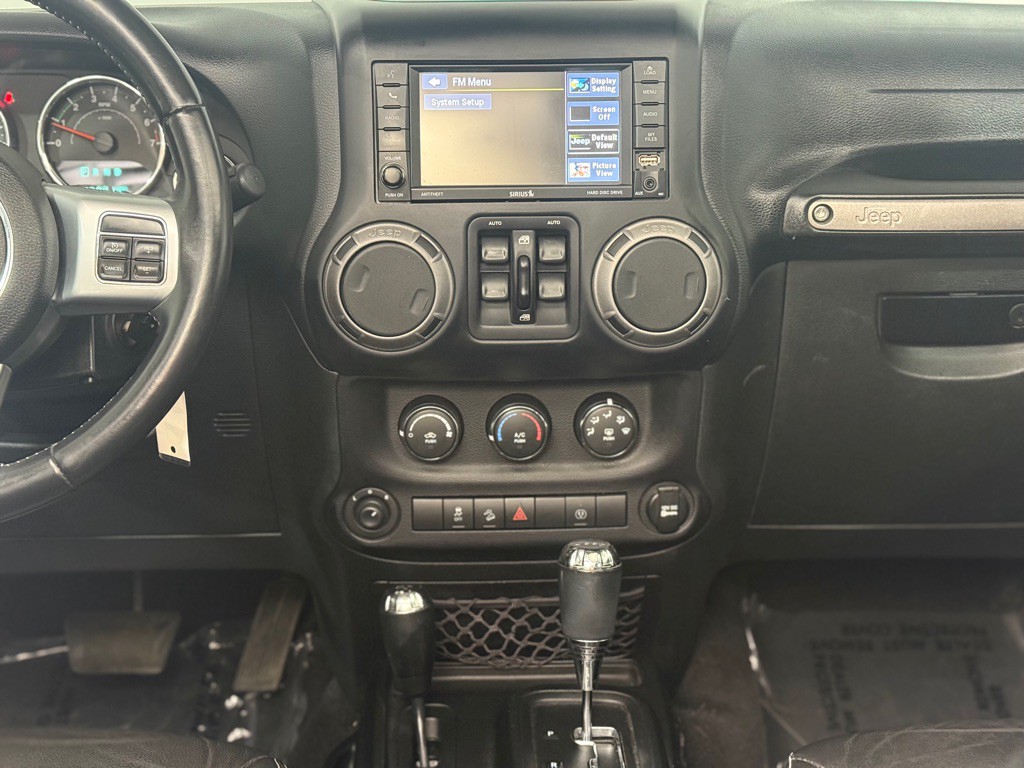 2017 Jeep Wrangler Unlimited Image 15