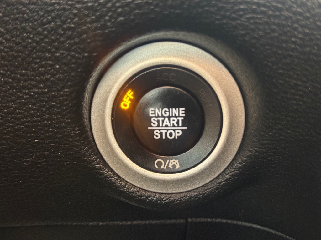 2019 Chrysler Pacifica Image 25