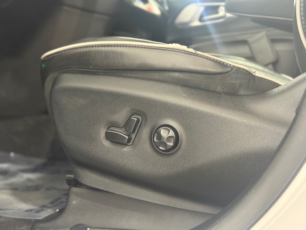 2019 Chrysler Pacifica Image 27