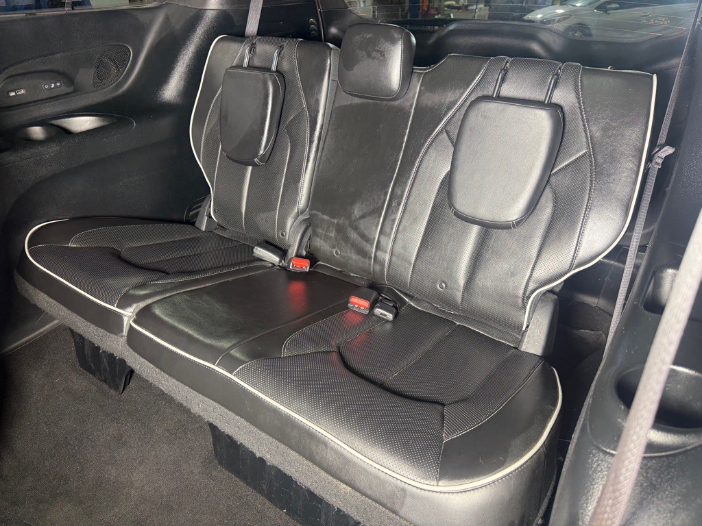 2019 Chrysler Pacifica Image 29