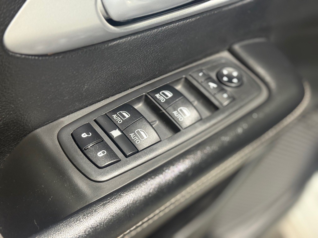 2019 Chrysler Pacifica Image 37