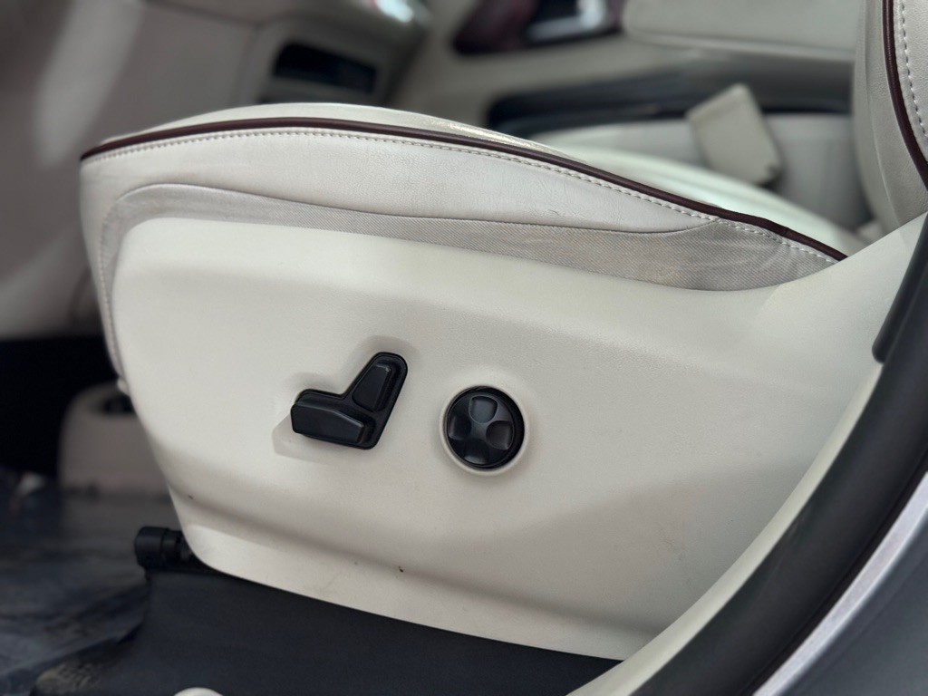 2017 Chrysler Pacifica Image 26