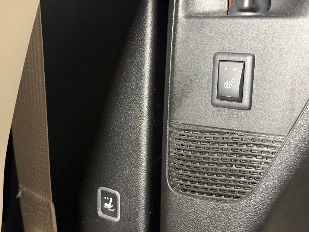 2017 Chrysler Pacifica Image 29