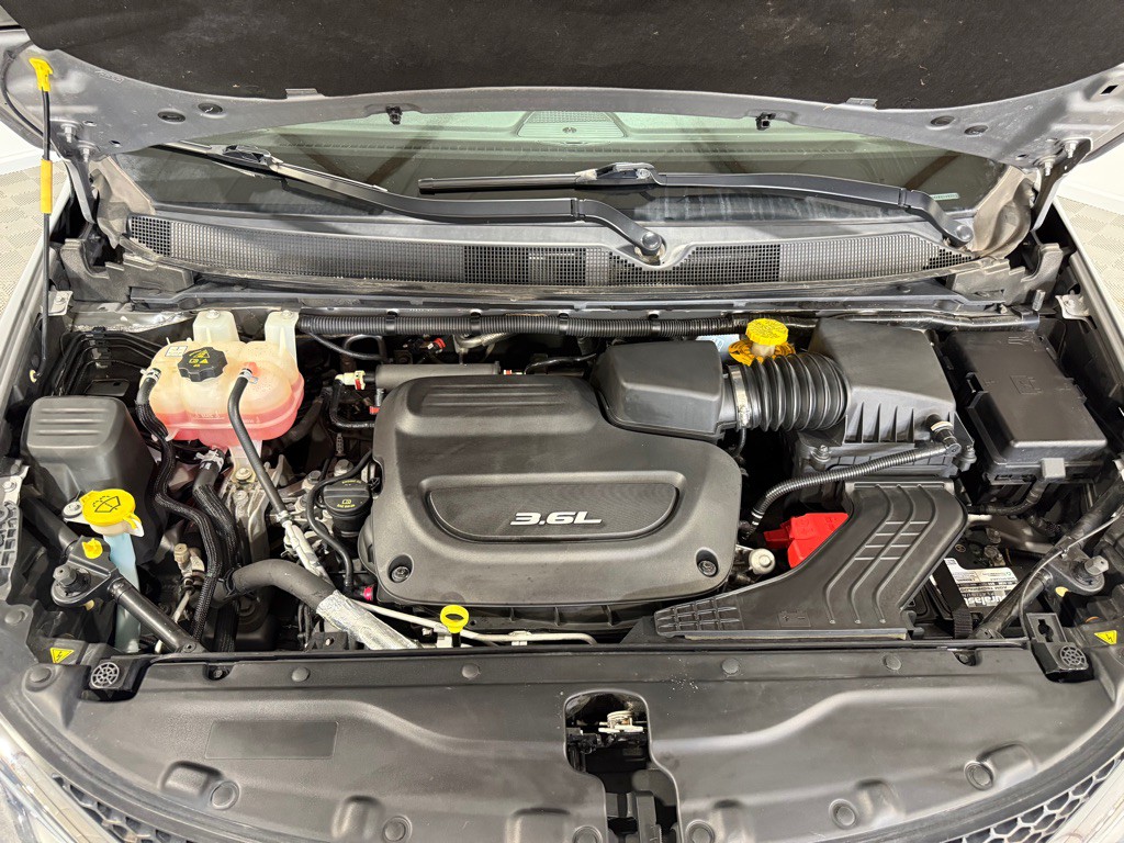 2017 Chrysler Pacifica Image 47