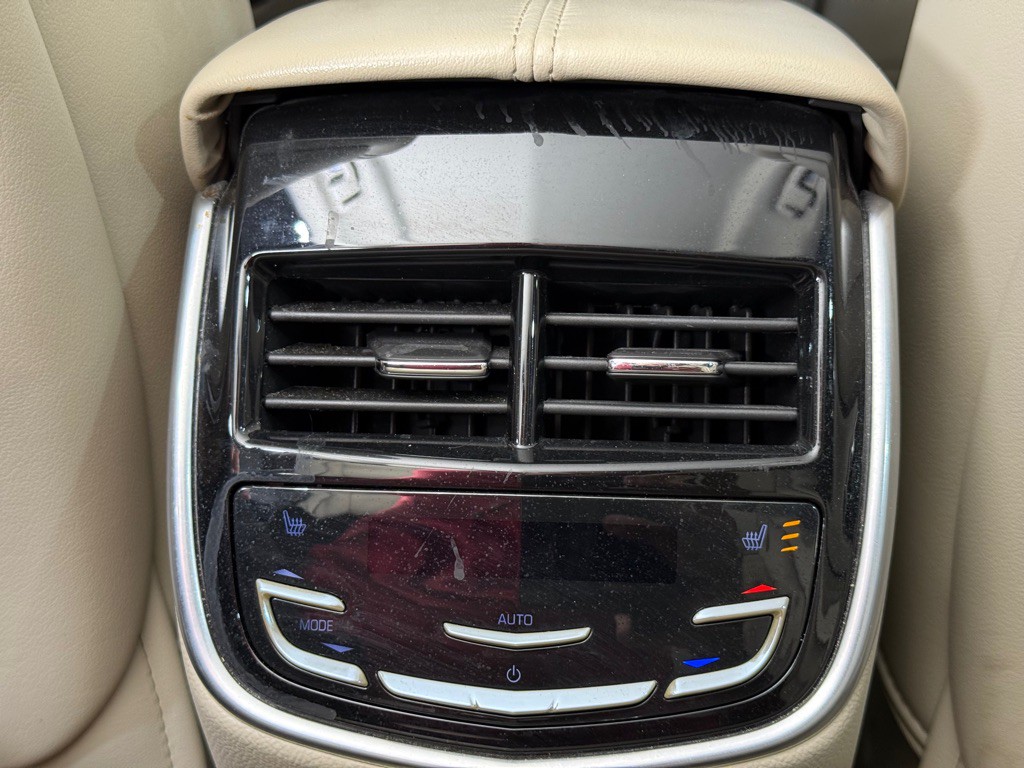 2017 Cadillac XTS Image 29