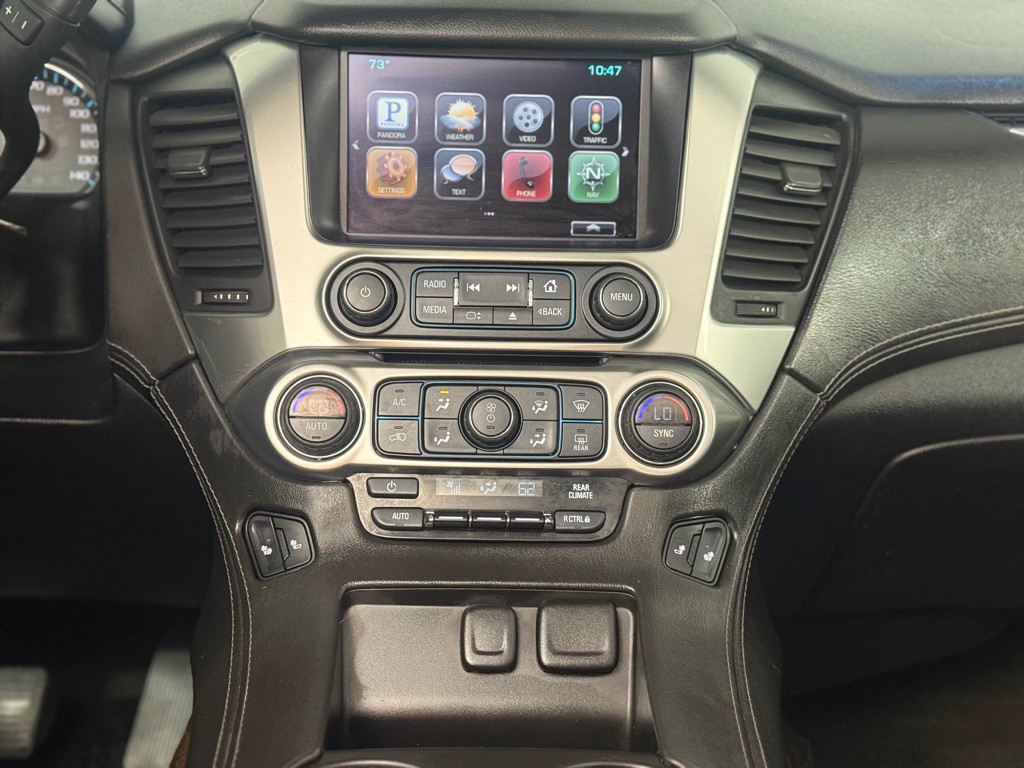 2016 Chevrolet Suburban Image 15