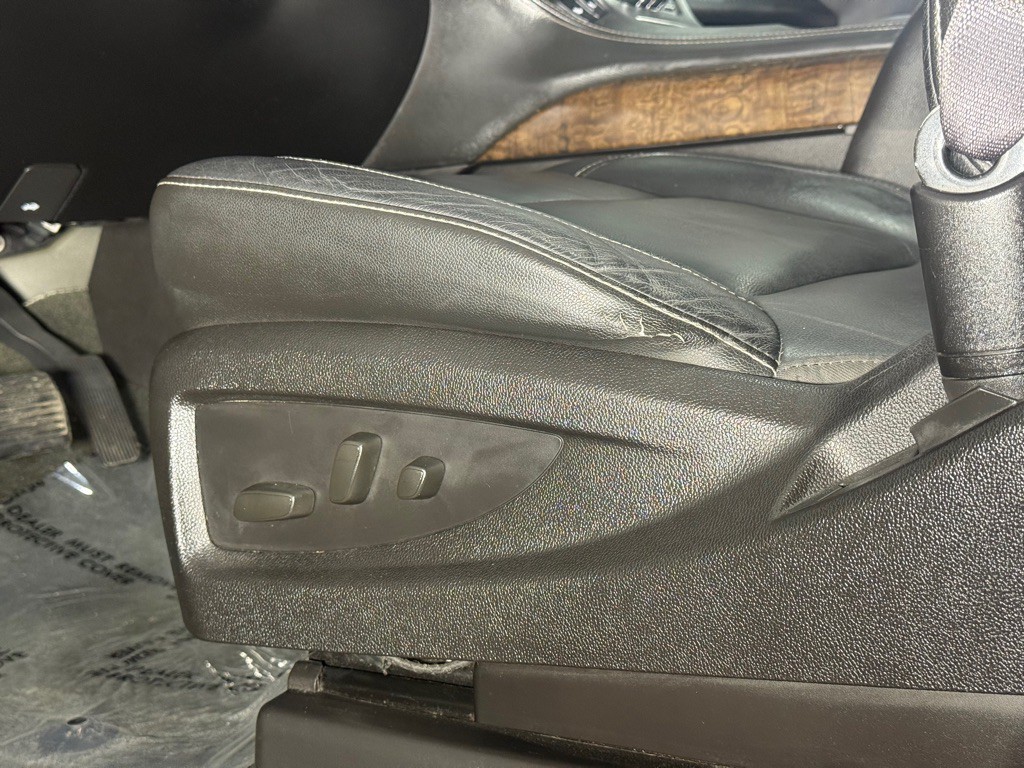 2016 Chevrolet Suburban Image 28