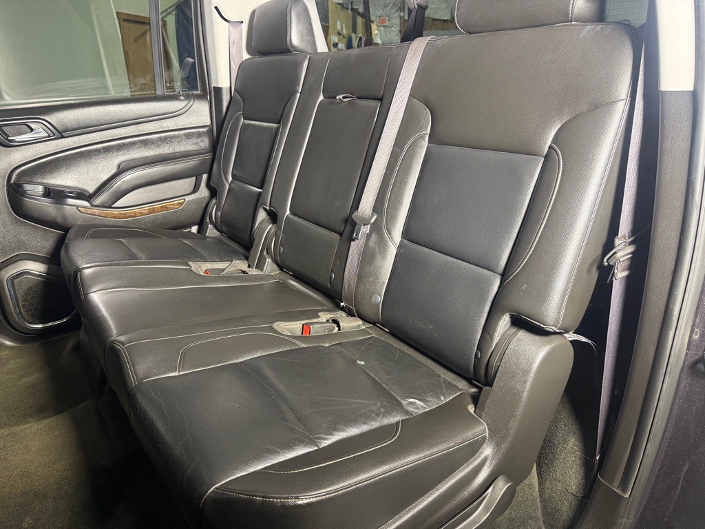 2016 Chevrolet Suburban Image 29