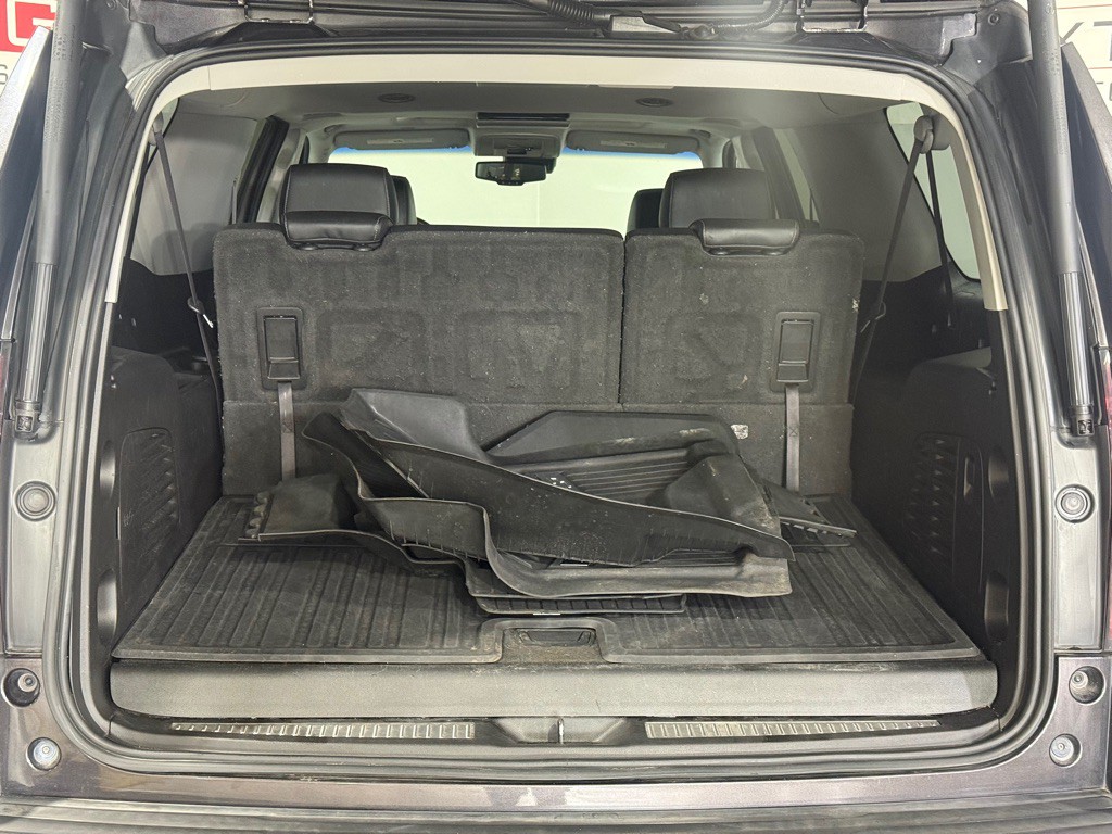 2016 Chevrolet Suburban Image 39