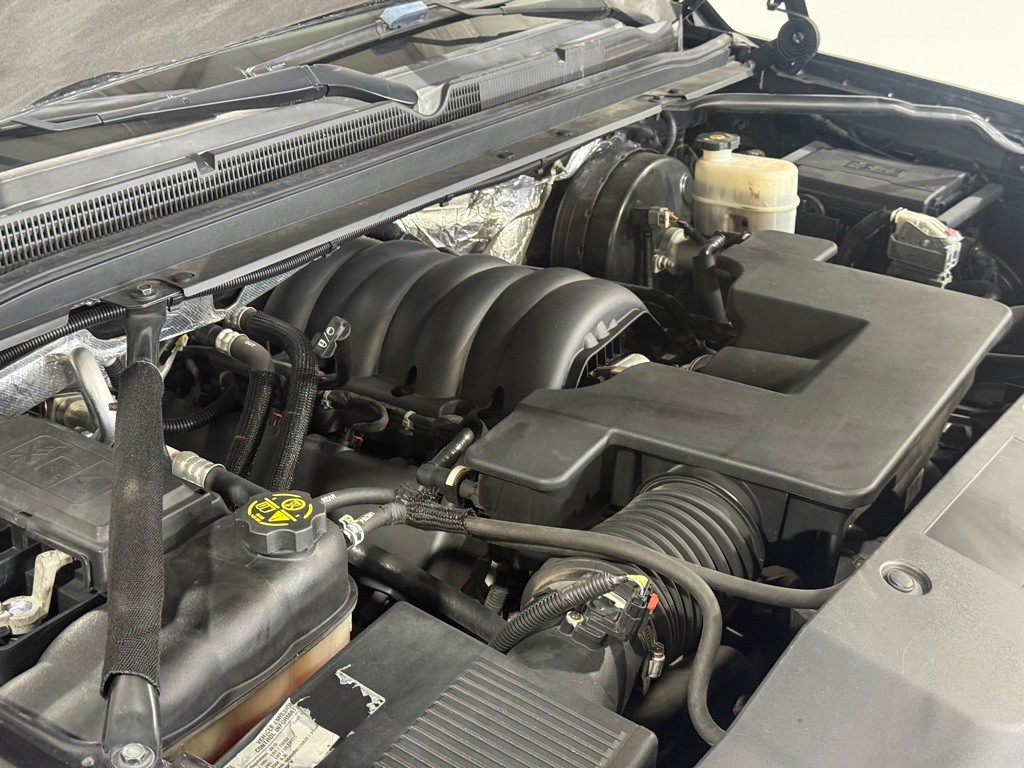 2016 Chevrolet Suburban Image 43