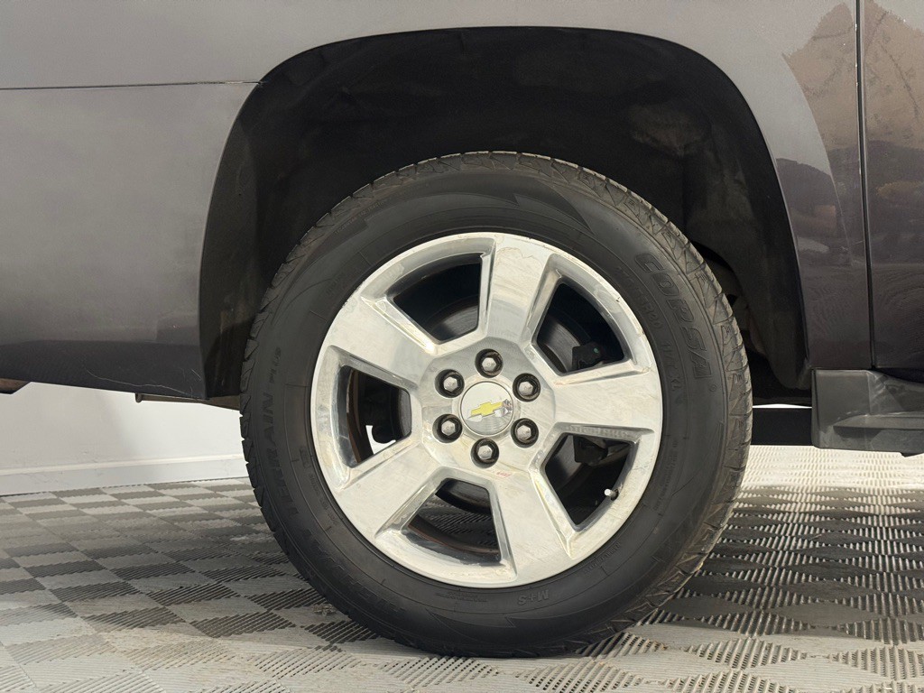 2016 Chevrolet Suburban Image 44