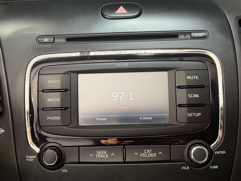 2017 Kia Forte Image 15