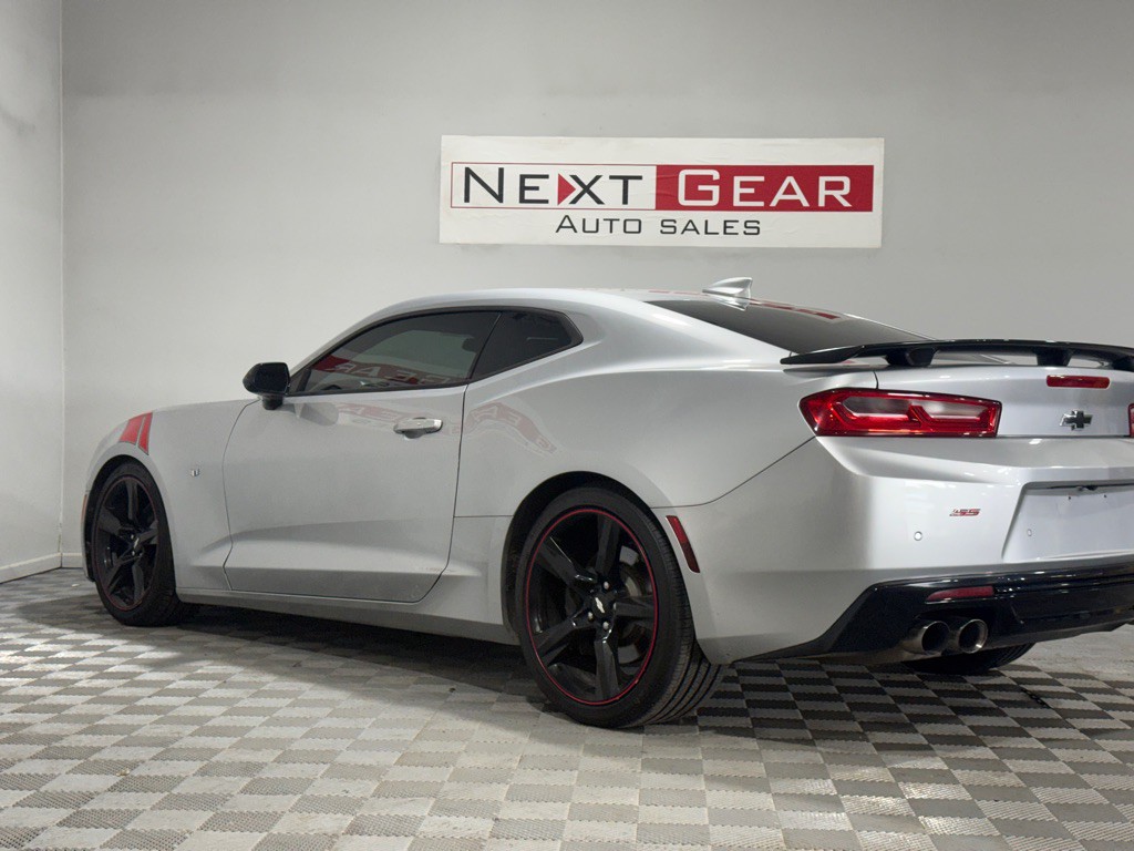 2016 Chevrolet Camaro Image 7