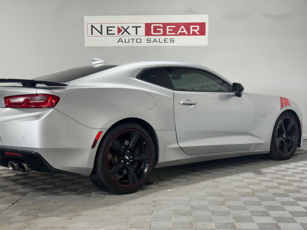 2016 Chevrolet Camaro Image 10