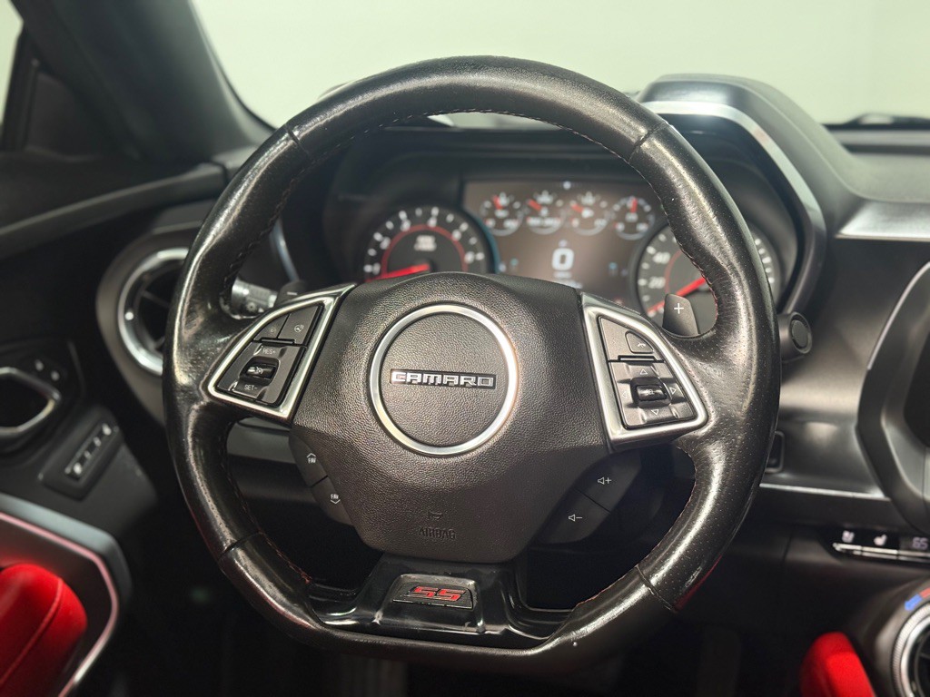 2016 Chevrolet Camaro Image 15