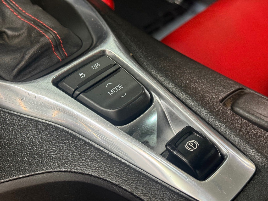 2016 Chevrolet Camaro Image 20