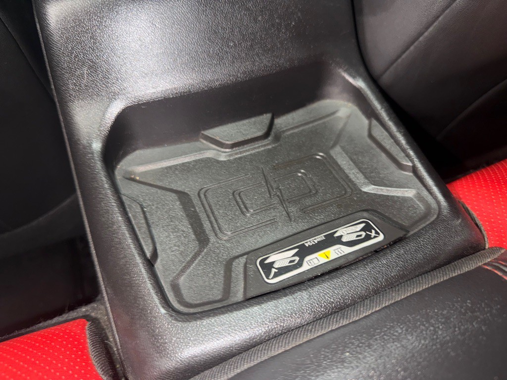 2016 Chevrolet Camaro Image 25