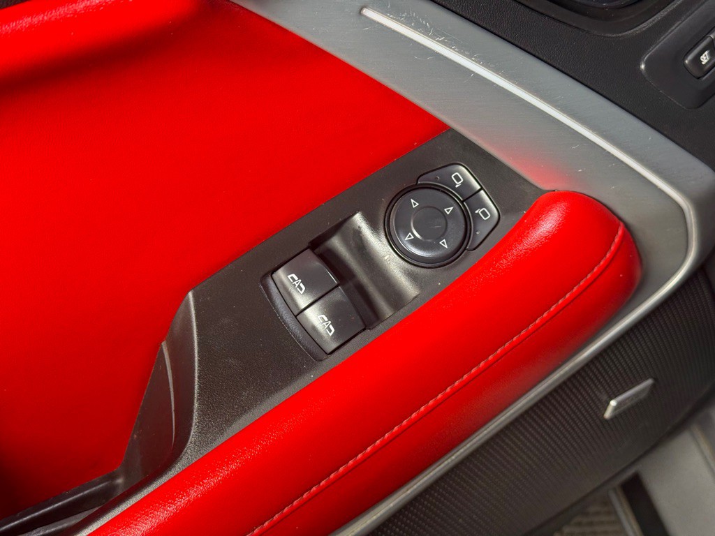2016 Chevrolet Camaro Image 42