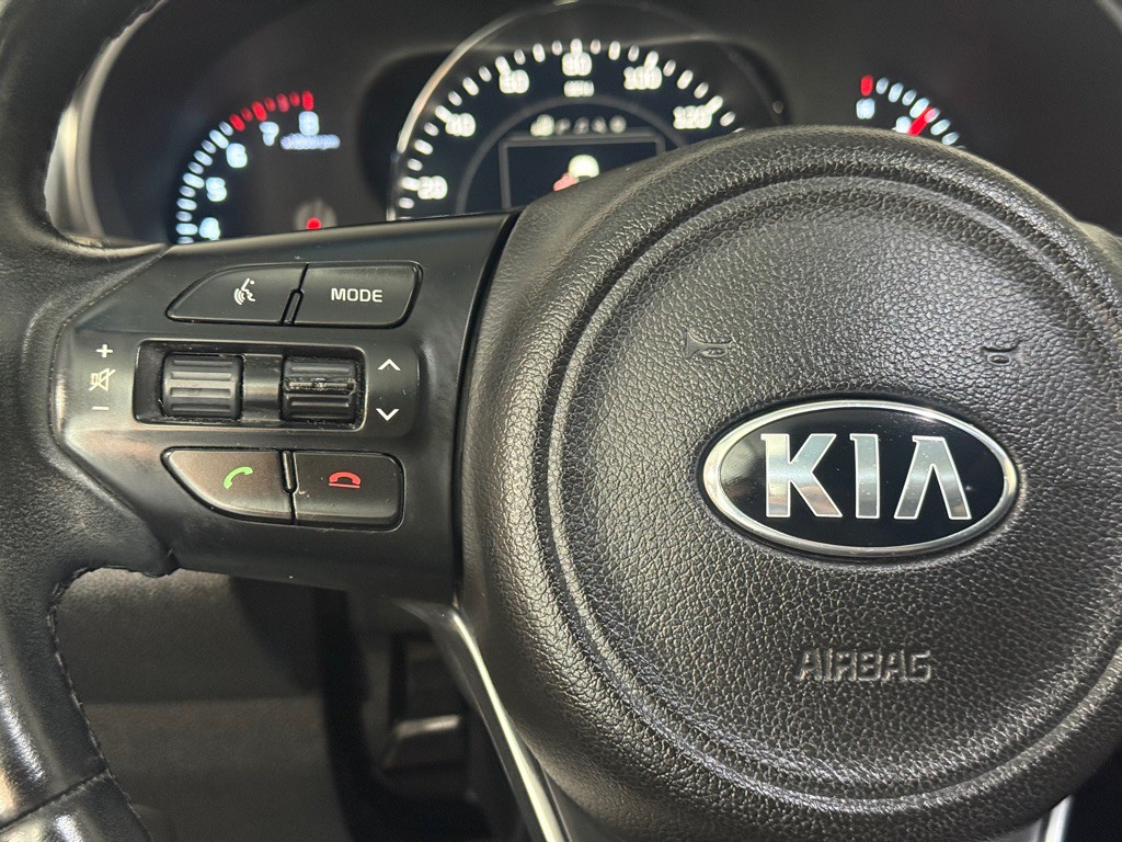 2016 Kia Sorento Image 34