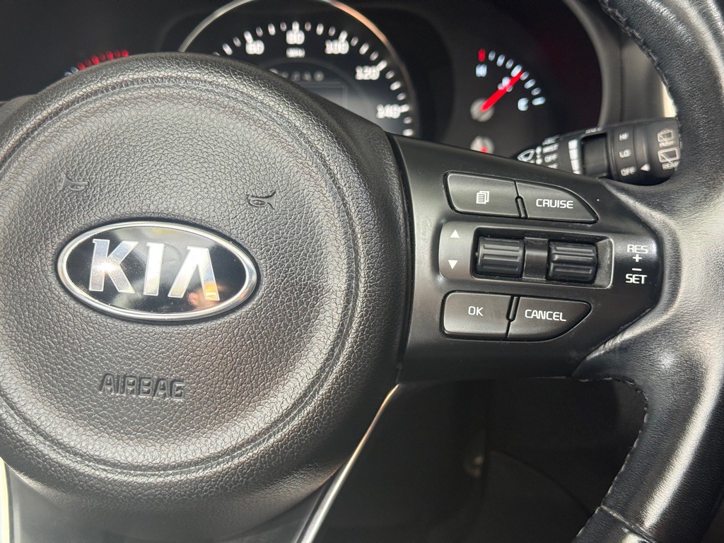 2016 Kia Sorento Image 35