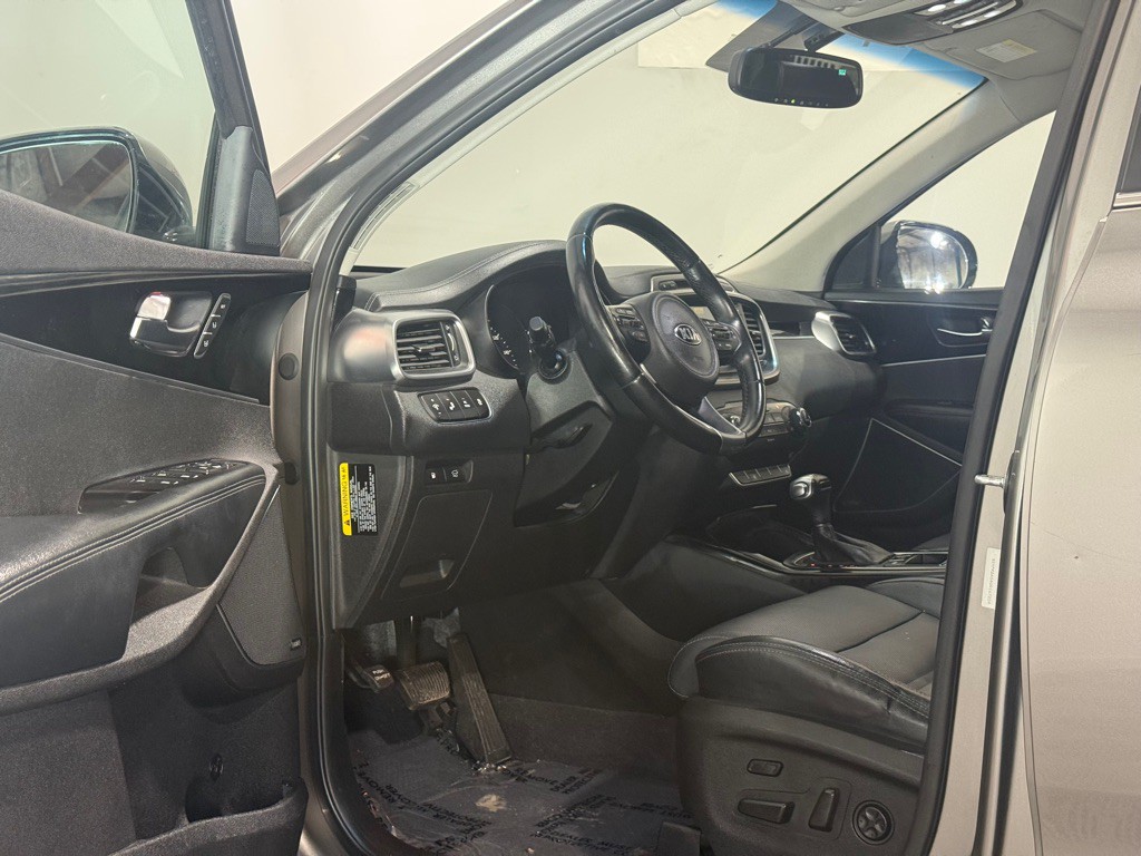2016 Kia Sorento Image 12