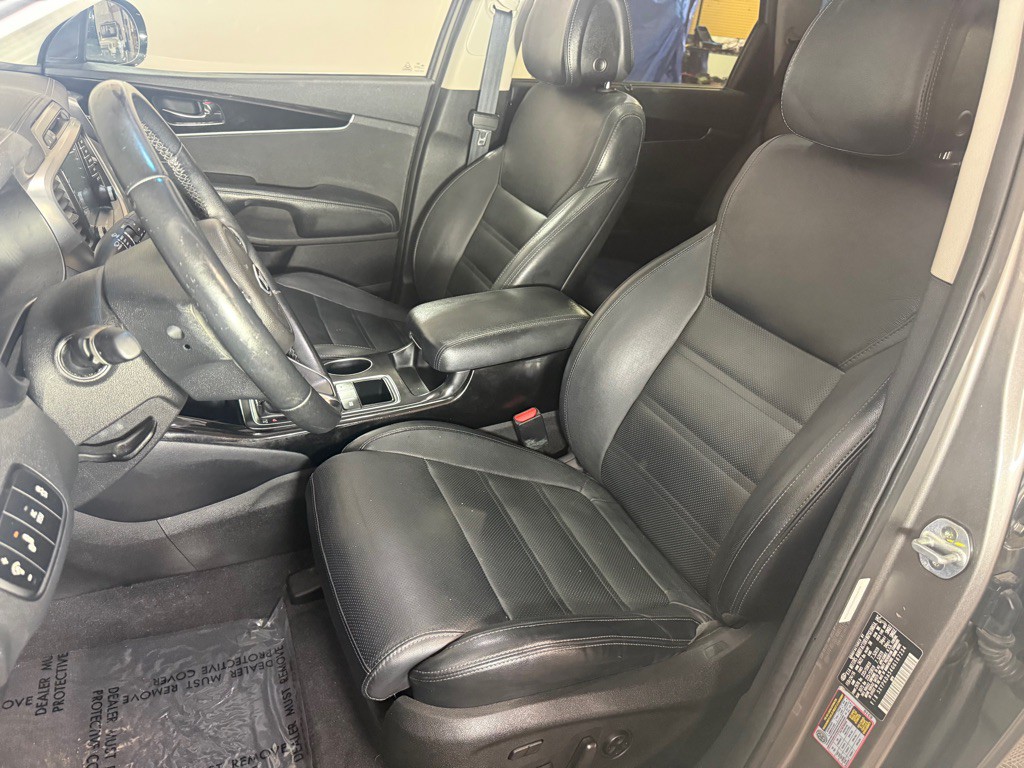 2016 Kia Sorento Image 30