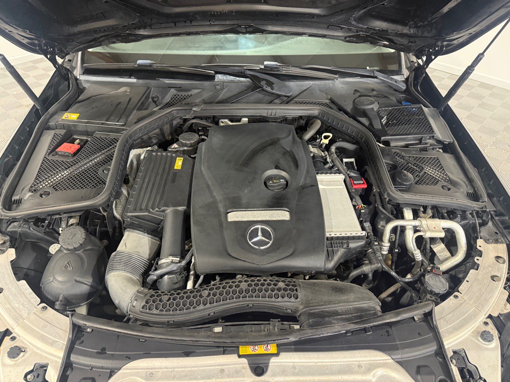 2015 Mercedes-Benz C-Class Image 8