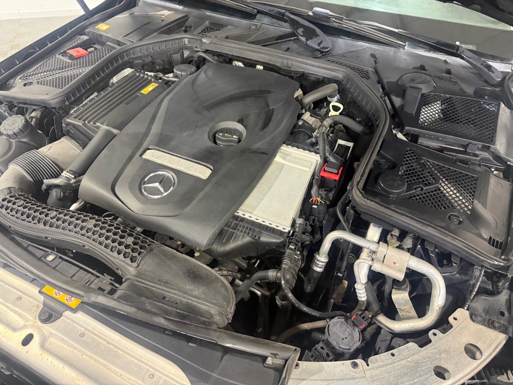 2015 Mercedes-Benz C-Class Image 10