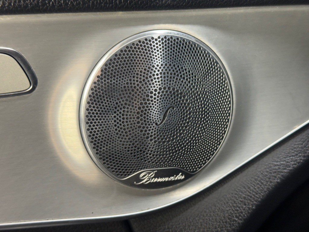 2015 Mercedes-Benz C-Class Image 36