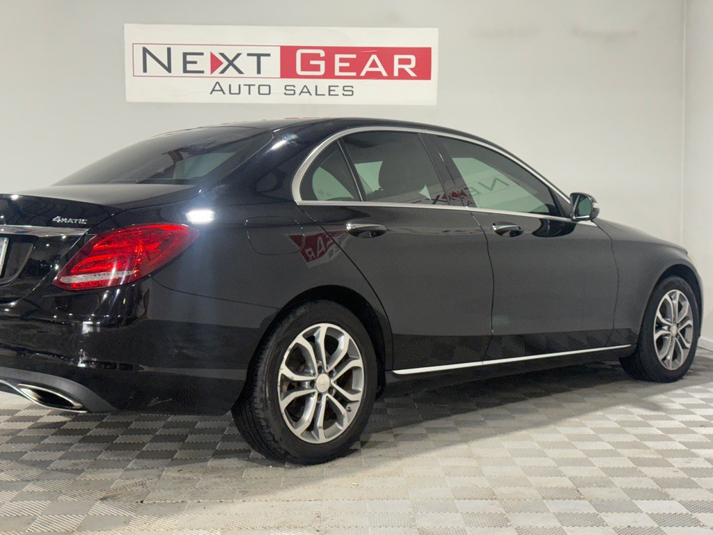 2015 Mercedes-Benz C-Class Image 49