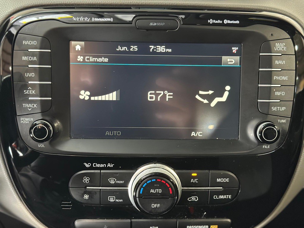 2016 Kia Soul Image 11